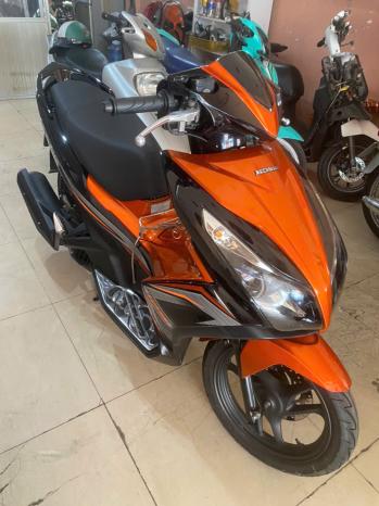 Airblade 125/2015 đen cam